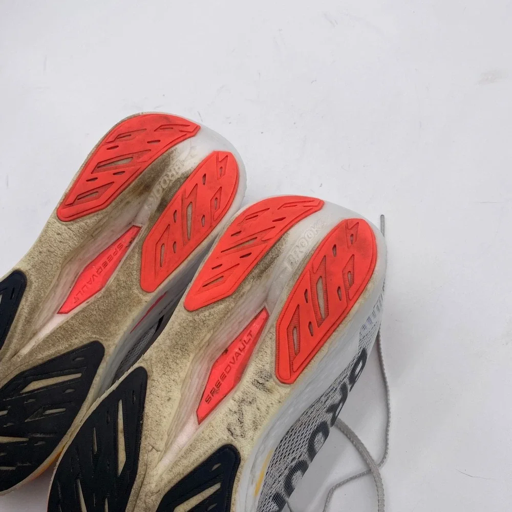 Brooks hyperion max